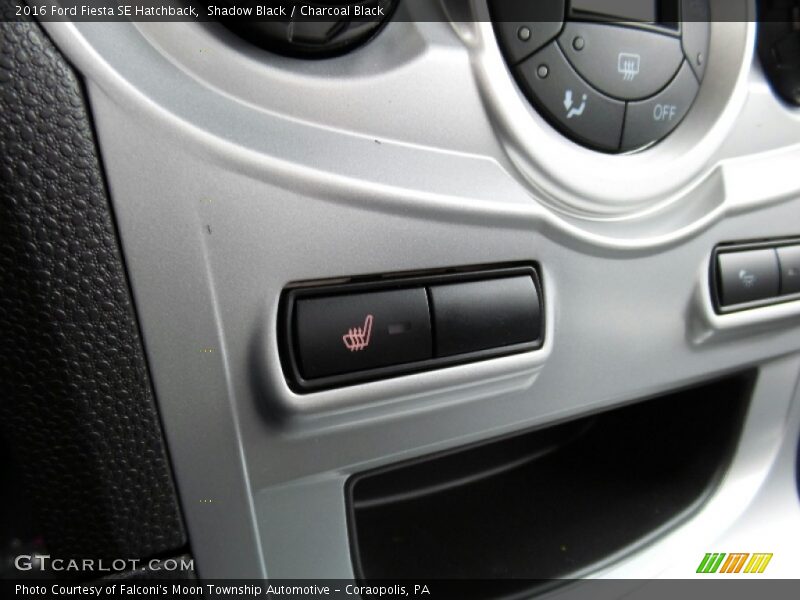 Shadow Black / Charcoal Black 2016 Ford Fiesta SE Hatchback