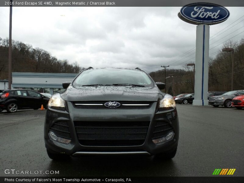 Magnetic Metallic / Charcoal Black 2016 Ford Escape SE 4WD