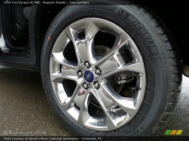 Magnetic Metallic / Charcoal Black 2016 Ford Escape SE 4WD