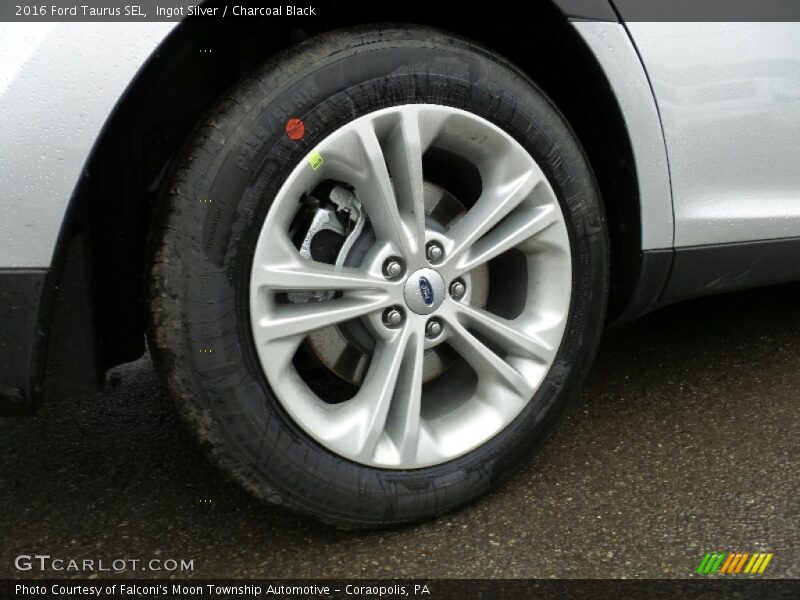 Ingot Silver / Charcoal Black 2016 Ford Taurus SEL