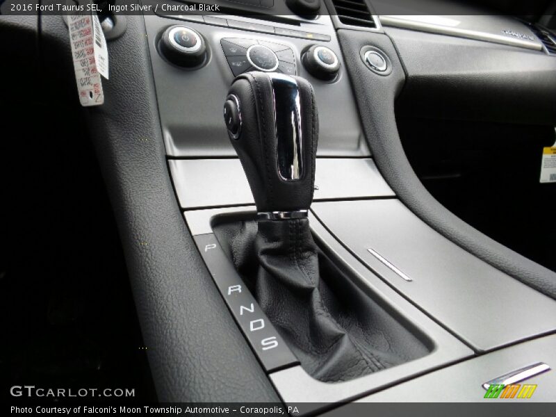 Ingot Silver / Charcoal Black 2016 Ford Taurus SEL
