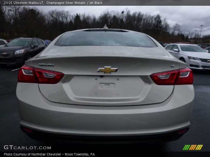 Champagne Silver Metallic / Jet Black 2016 Chevrolet Malibu LT