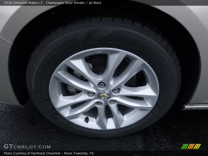 Champagne Silver Metallic / Jet Black 2016 Chevrolet Malibu LT