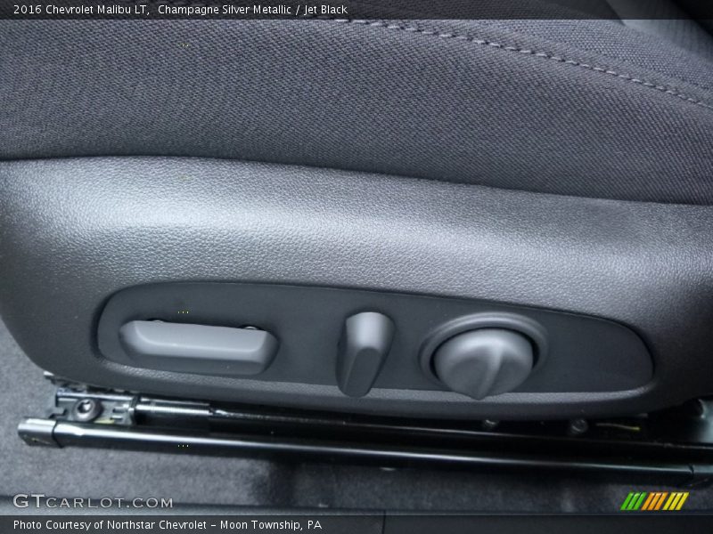 Champagne Silver Metallic / Jet Black 2016 Chevrolet Malibu LT