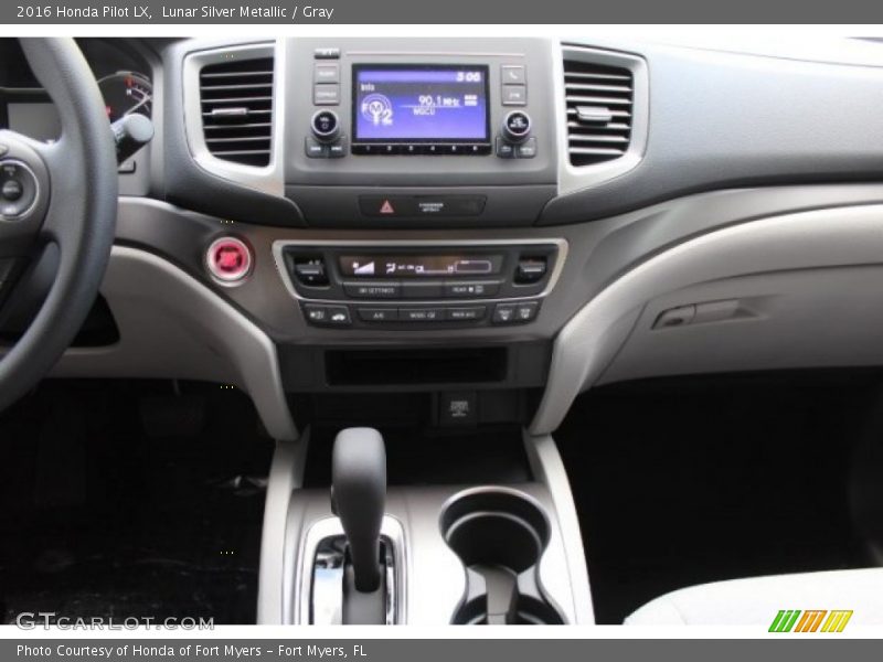 Lunar Silver Metallic / Gray 2016 Honda Pilot LX