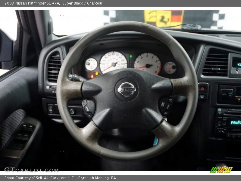 Super Black / Charcoal 2003 Nissan Pathfinder SE 4x4