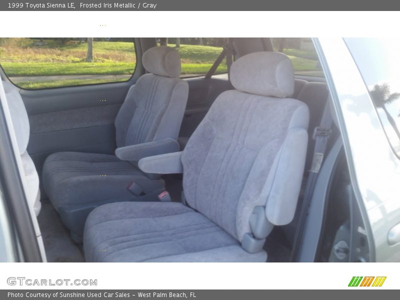 Frosted Iris Metallic / Gray 1999 Toyota Sienna LE