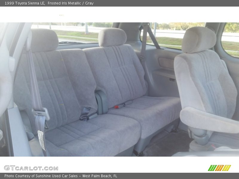 Frosted Iris Metallic / Gray 1999 Toyota Sienna LE