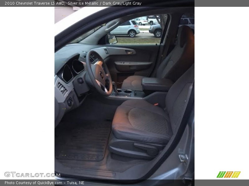 Silver Ice Metallic / Dark Gray/Light Gray 2010 Chevrolet Traverse LS AWD
