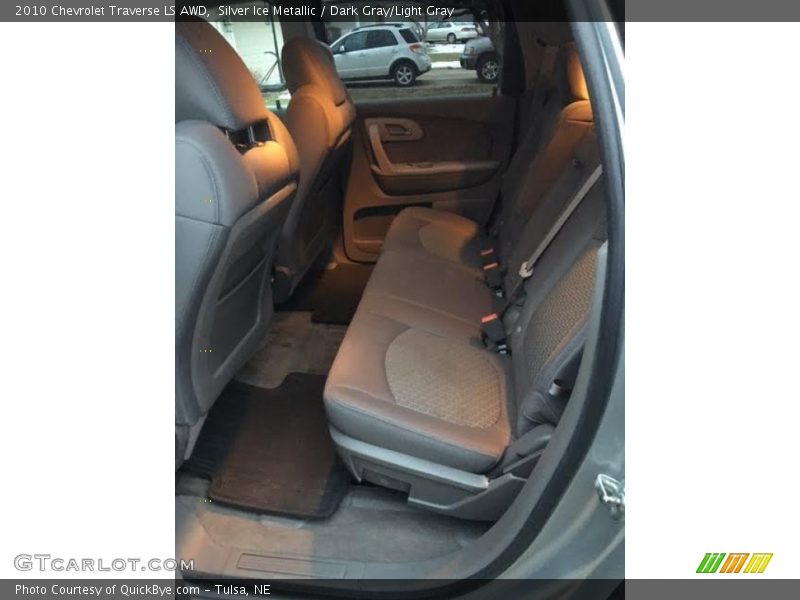 Silver Ice Metallic / Dark Gray/Light Gray 2010 Chevrolet Traverse LS AWD