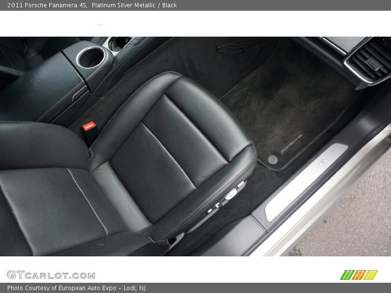Platinum Silver Metallic / Black 2011 Porsche Panamera 4S