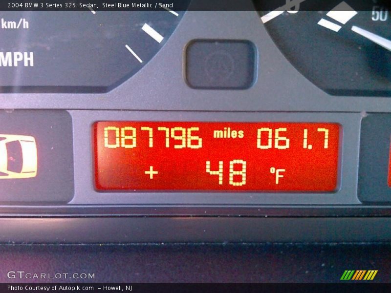 Steel Blue Metallic / Sand 2004 BMW 3 Series 325i Sedan