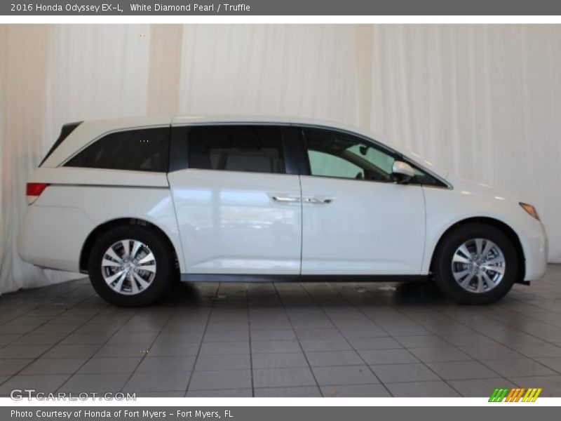 White Diamond Pearl / Truffle 2016 Honda Odyssey EX-L