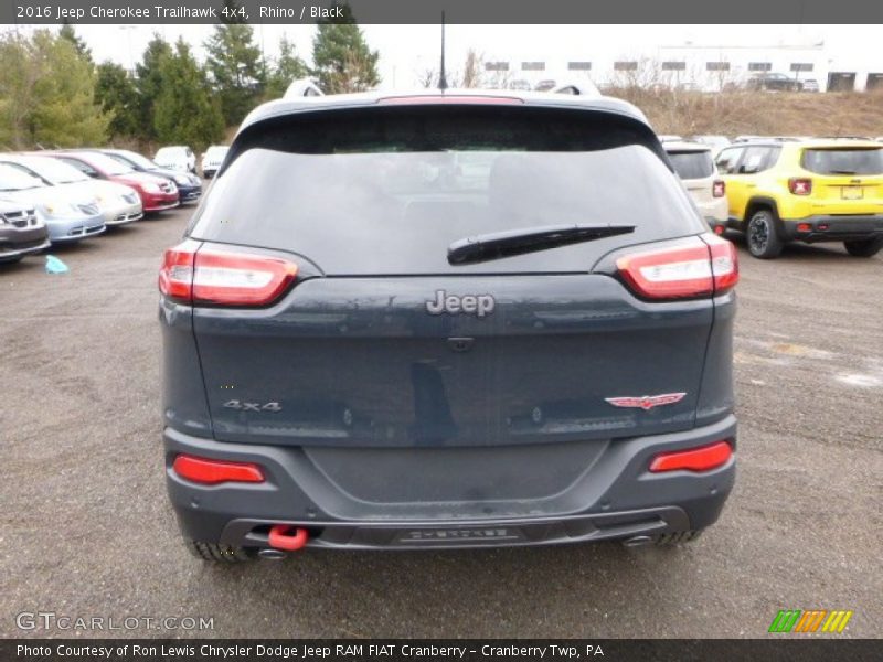 Rhino / Black 2016 Jeep Cherokee Trailhawk 4x4