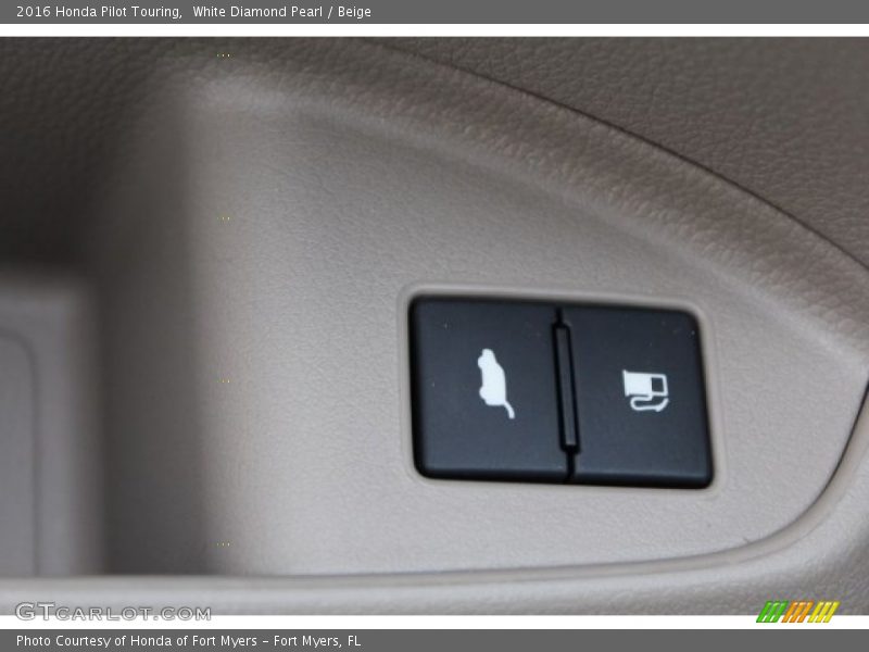 White Diamond Pearl / Beige 2016 Honda Pilot Touring