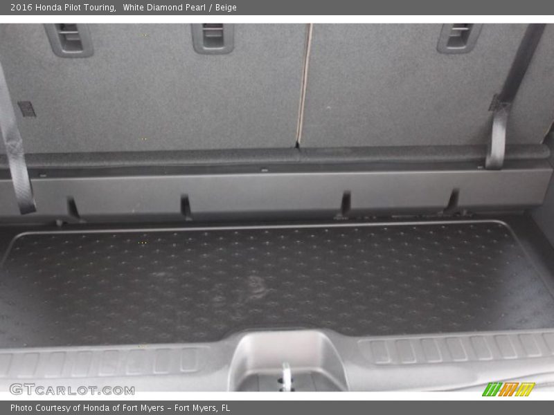 White Diamond Pearl / Beige 2016 Honda Pilot Touring