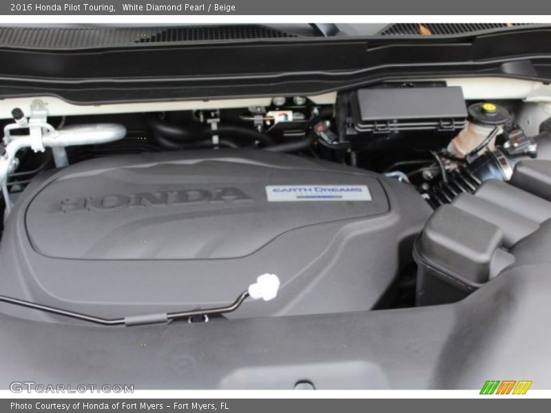 White Diamond Pearl / Beige 2016 Honda Pilot Touring