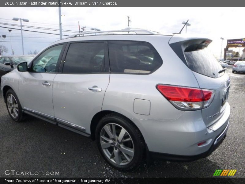 Brilliant Silver / Charcoal 2016 Nissan Pathfinder Platinum 4x4