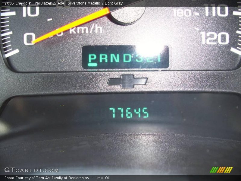 Silverstone Metallic / Light Gray 2005 Chevrolet TrailBlazer LS 4x4