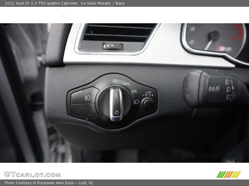 Ice Silver Metallic / Black 2012 Audi S5 3.0 TFSI quattro Cabriolet
