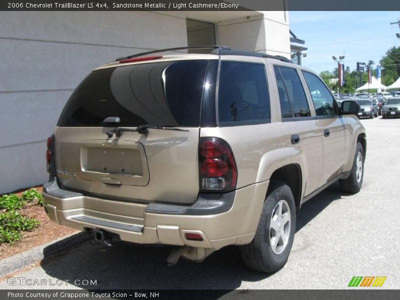 Sandstone Metallic / Light Cashmere/Ebony 2006 Chevrolet TrailBlazer LS 4x4