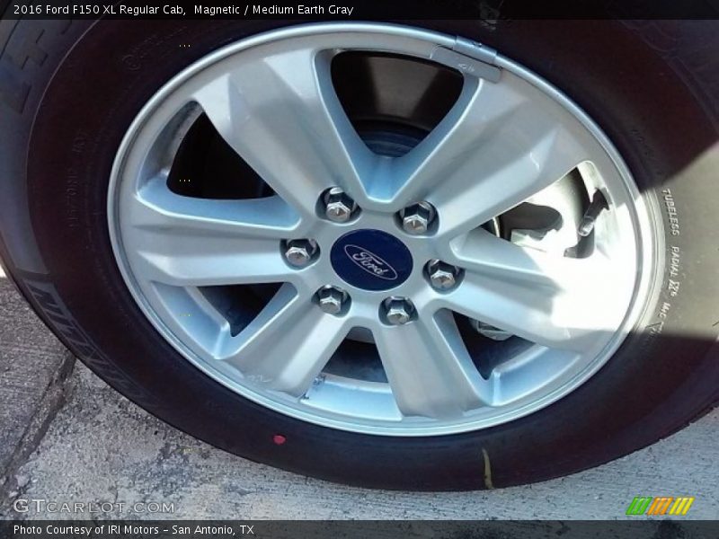 Magnetic / Medium Earth Gray 2016 Ford F150 XL Regular Cab
