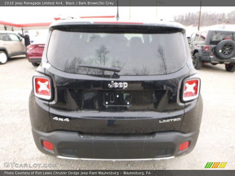 Black / Bark Brown/Ski Grey 2016 Jeep Renegade Limited 4x4