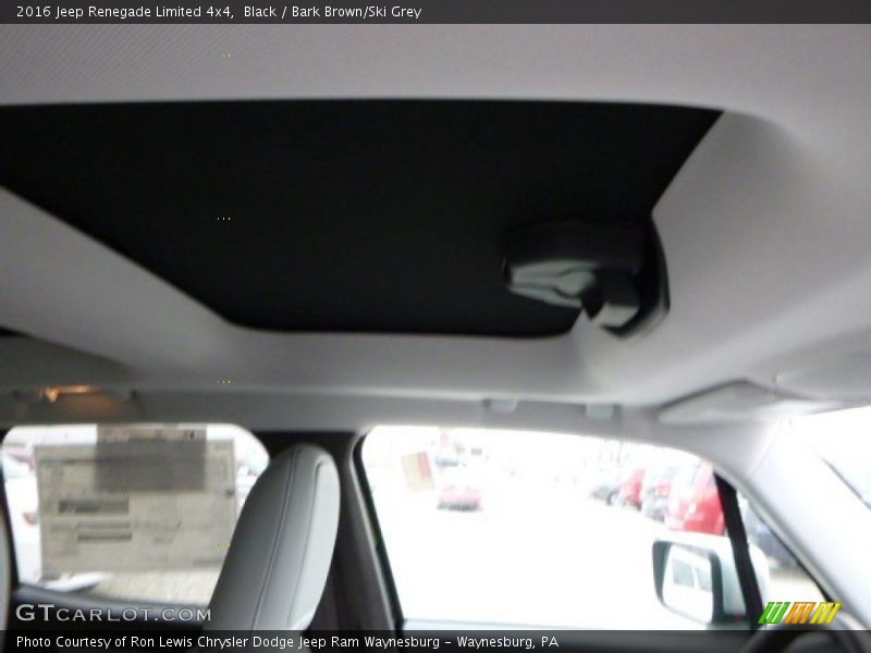 Black / Bark Brown/Ski Grey 2016 Jeep Renegade Limited 4x4