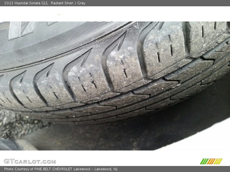 Radiant Silver / Gray 2013 Hyundai Sonata GLS