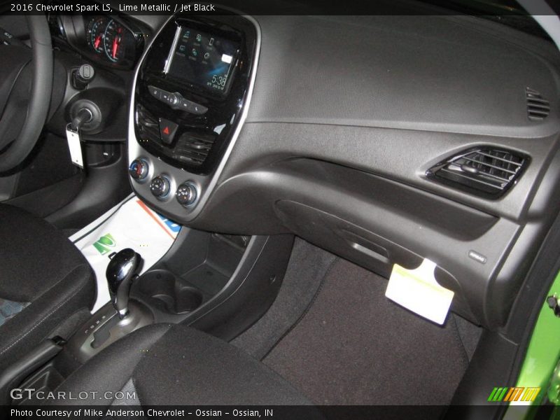 Lime Metallic / Jet Black 2016 Chevrolet Spark LS