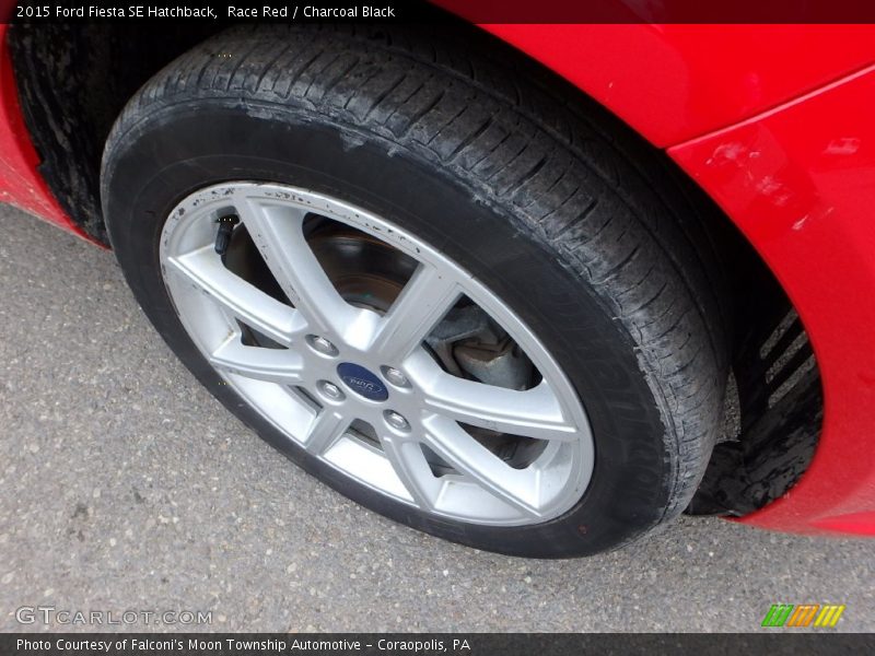 Race Red / Charcoal Black 2015 Ford Fiesta SE Hatchback