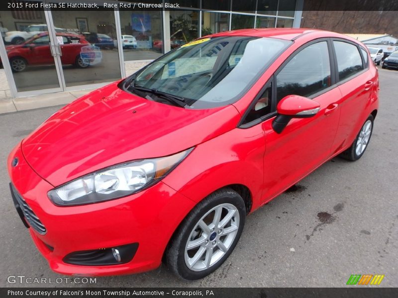 Race Red / Charcoal Black 2015 Ford Fiesta SE Hatchback