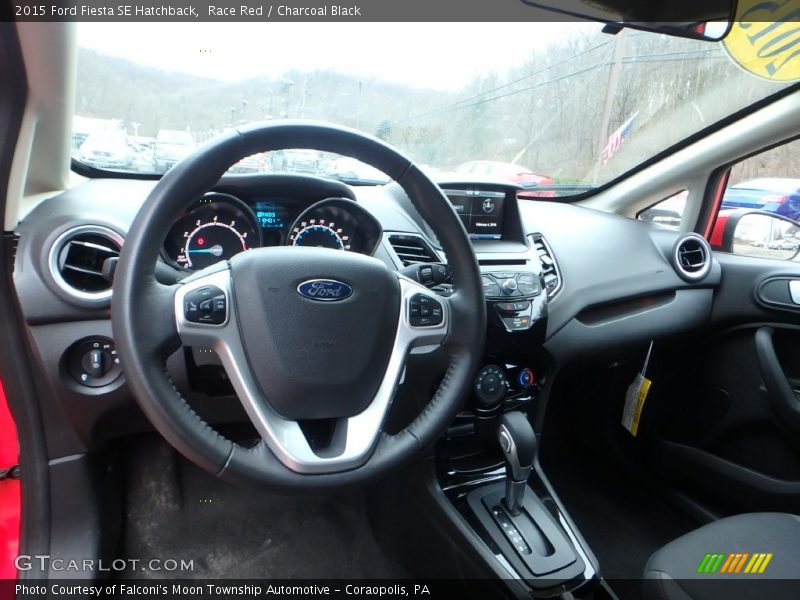 Race Red / Charcoal Black 2015 Ford Fiesta SE Hatchback