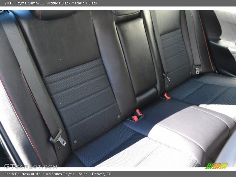 Attitude Black Metallic / Black 2015 Toyota Camry SE