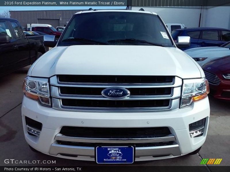 White Platinum Metallic Tricoat / Ebony 2016 Ford Expedition Platinum