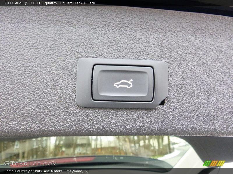 Brilliant Black / Black 2014 Audi Q5 3.0 TFSI quattro