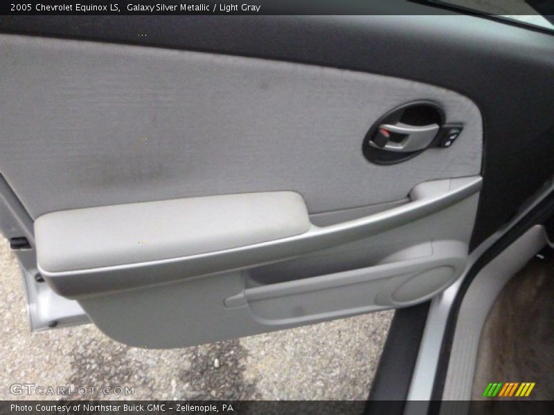 Galaxy Silver Metallic / Light Gray 2005 Chevrolet Equinox LS