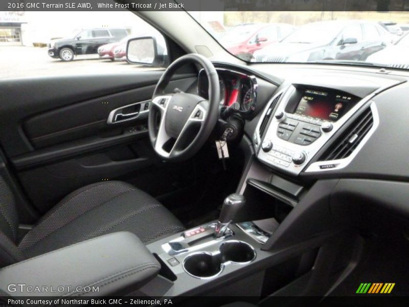 White Frost Tricoat / Jet Black 2016 GMC Terrain SLE AWD