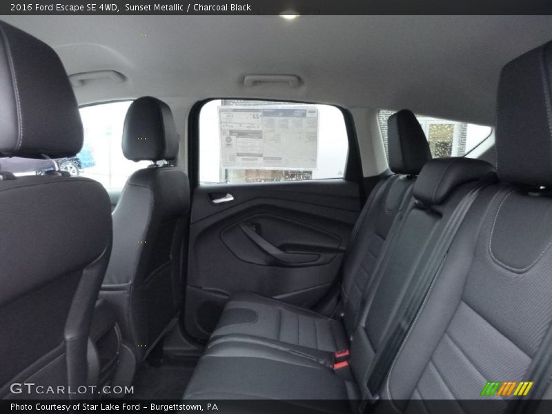 Sunset Metallic / Charcoal Black 2016 Ford Escape SE 4WD