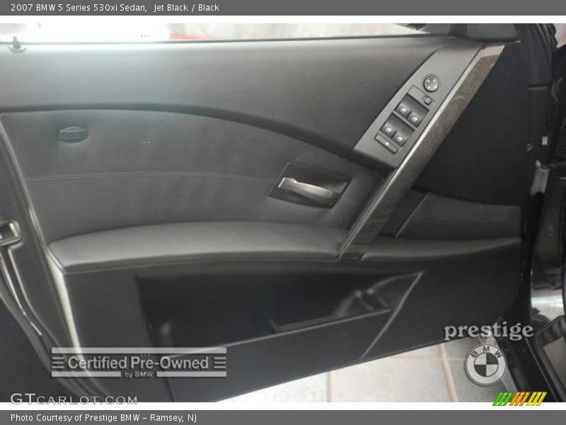 Jet Black / Black 2007 BMW 5 Series 530xi Sedan