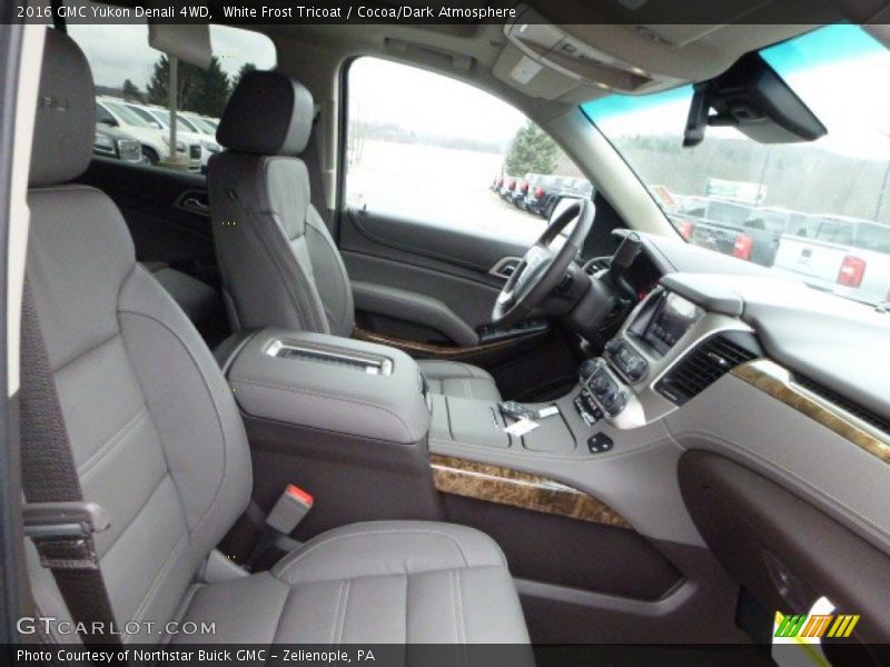White Frost Tricoat / Cocoa/Dark Atmosphere 2016 GMC Yukon Denali 4WD