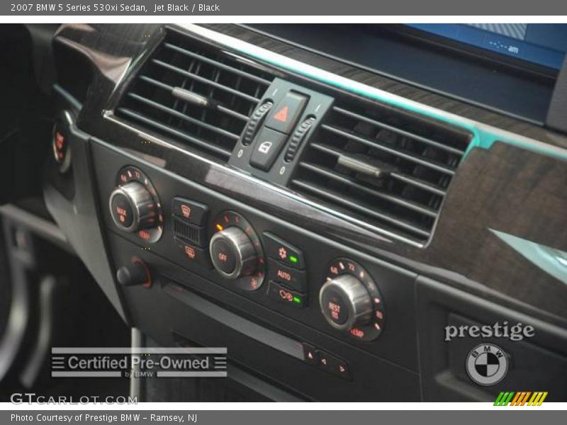 Jet Black / Black 2007 BMW 5 Series 530xi Sedan