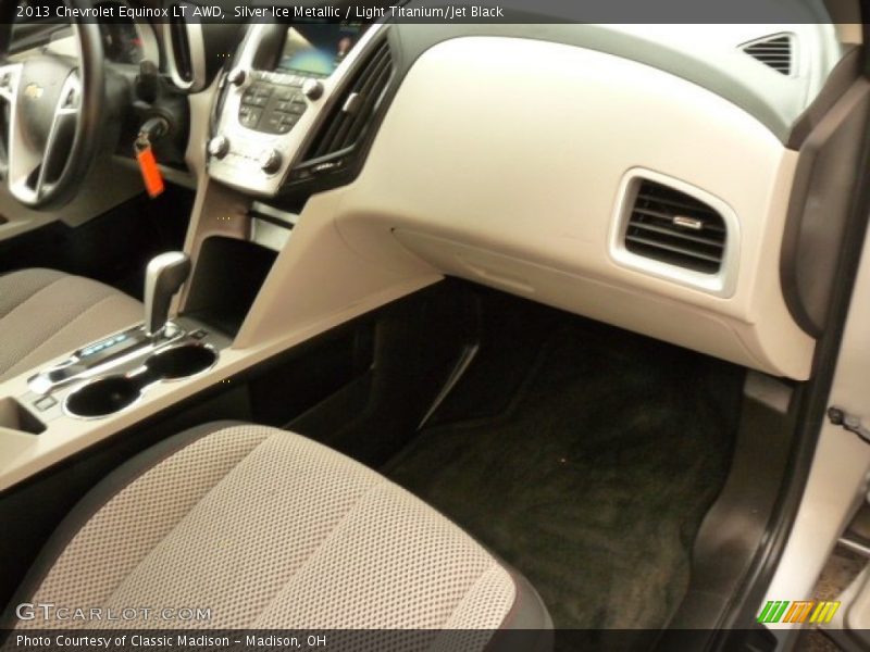 Silver Ice Metallic / Light Titanium/Jet Black 2013 Chevrolet Equinox LT AWD