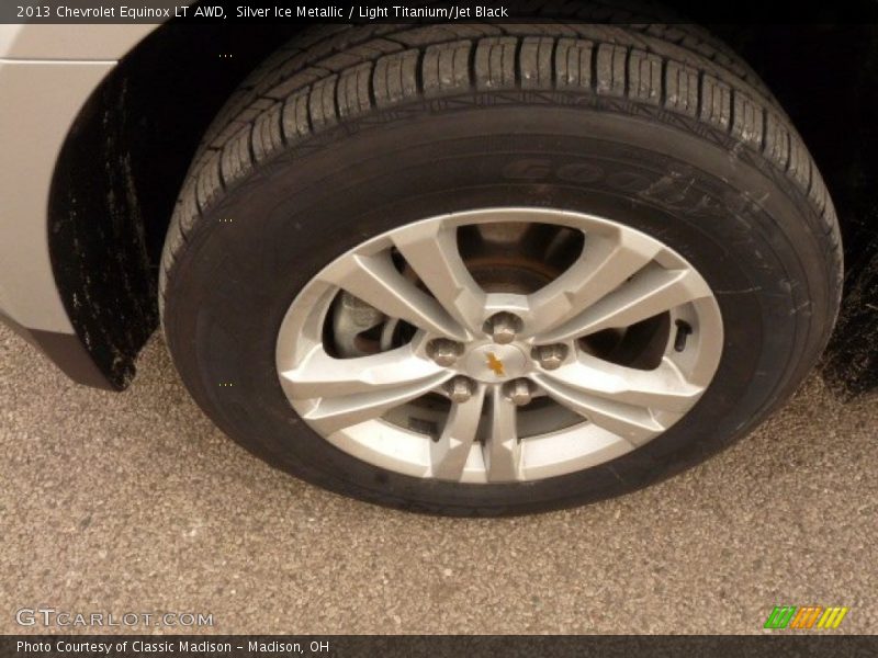 Silver Ice Metallic / Light Titanium/Jet Black 2013 Chevrolet Equinox LT AWD