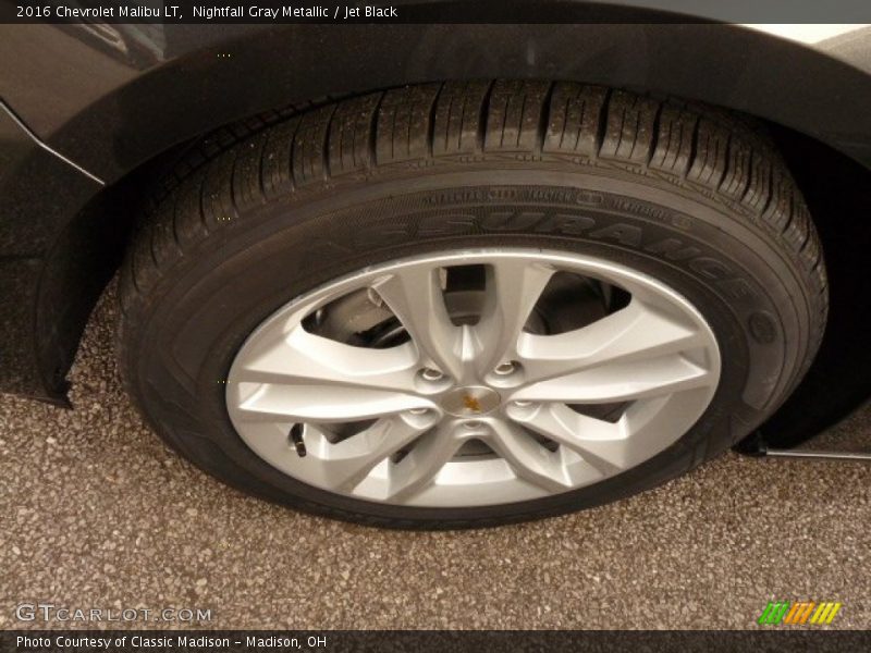 Nightfall Gray Metallic / Jet Black 2016 Chevrolet Malibu LT