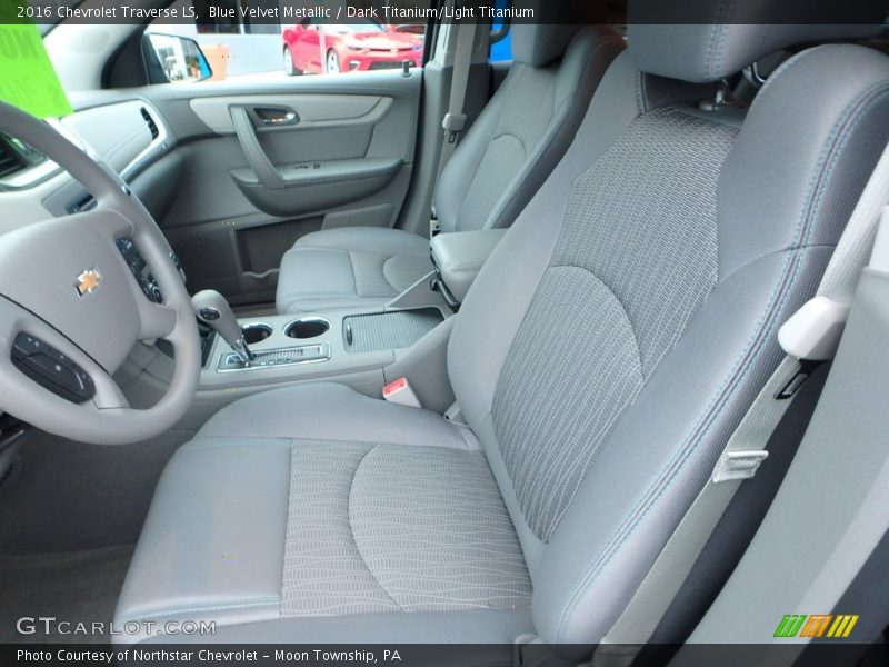 Blue Velvet Metallic / Dark Titanium/Light Titanium 2016 Chevrolet Traverse LS