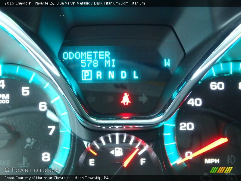 Blue Velvet Metallic / Dark Titanium/Light Titanium 2016 Chevrolet Traverse LS