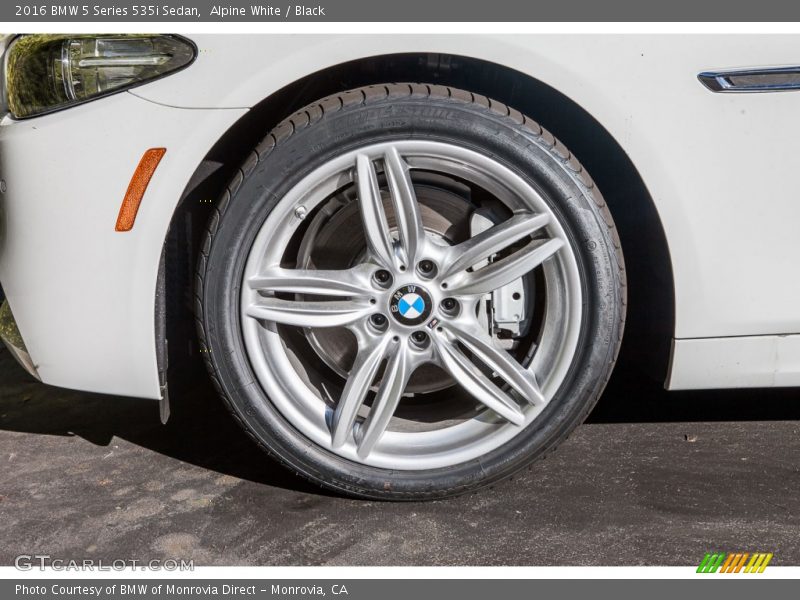 Alpine White / Black 2016 BMW 5 Series 535i Sedan