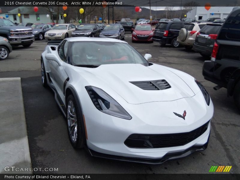 Arctic White / Adrenaline Red 2016 Chevrolet Corvette Z06 Coupe