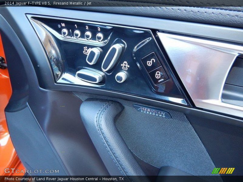 Firesand Metallic / Jet 2014 Jaguar F-TYPE V8 S